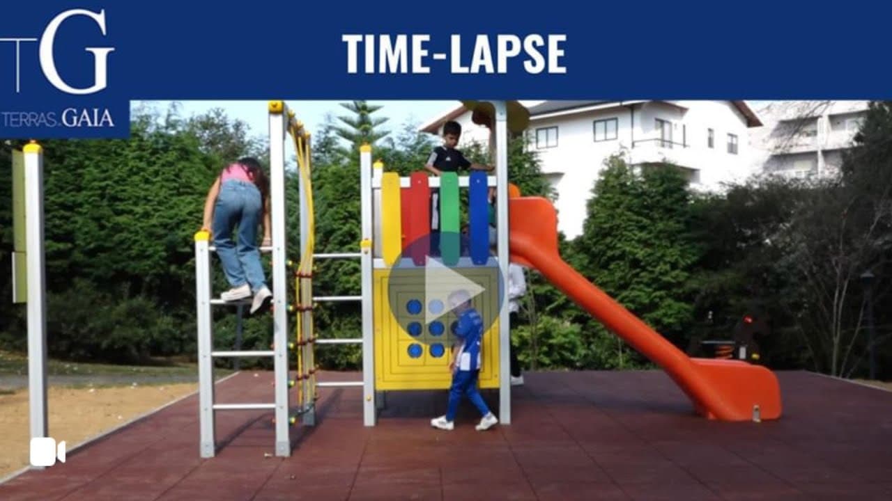 TIME – LAPSE | INAUGURAÇÃO DO PARQUE INFANTIL DAS COGAS EM PEDROSO E SEIXEZELO CELEBRA COMUNIDADE E LAZER
